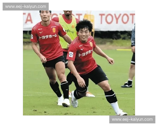 恒大vs大阪樱花：一场亚洲足球的巅峰对决，点燃你心中永不熄灭的火焰！